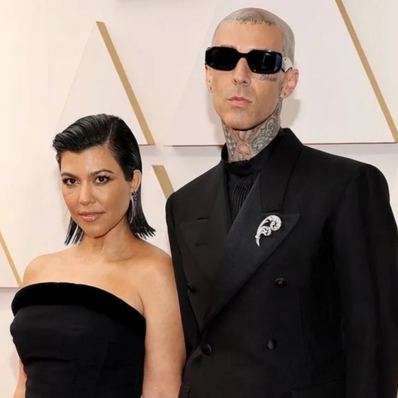 Paisley Gold Tone Electroplate Unsigned Unisex Vintage Brooch Pin Open Cut - Picture 6 of 8